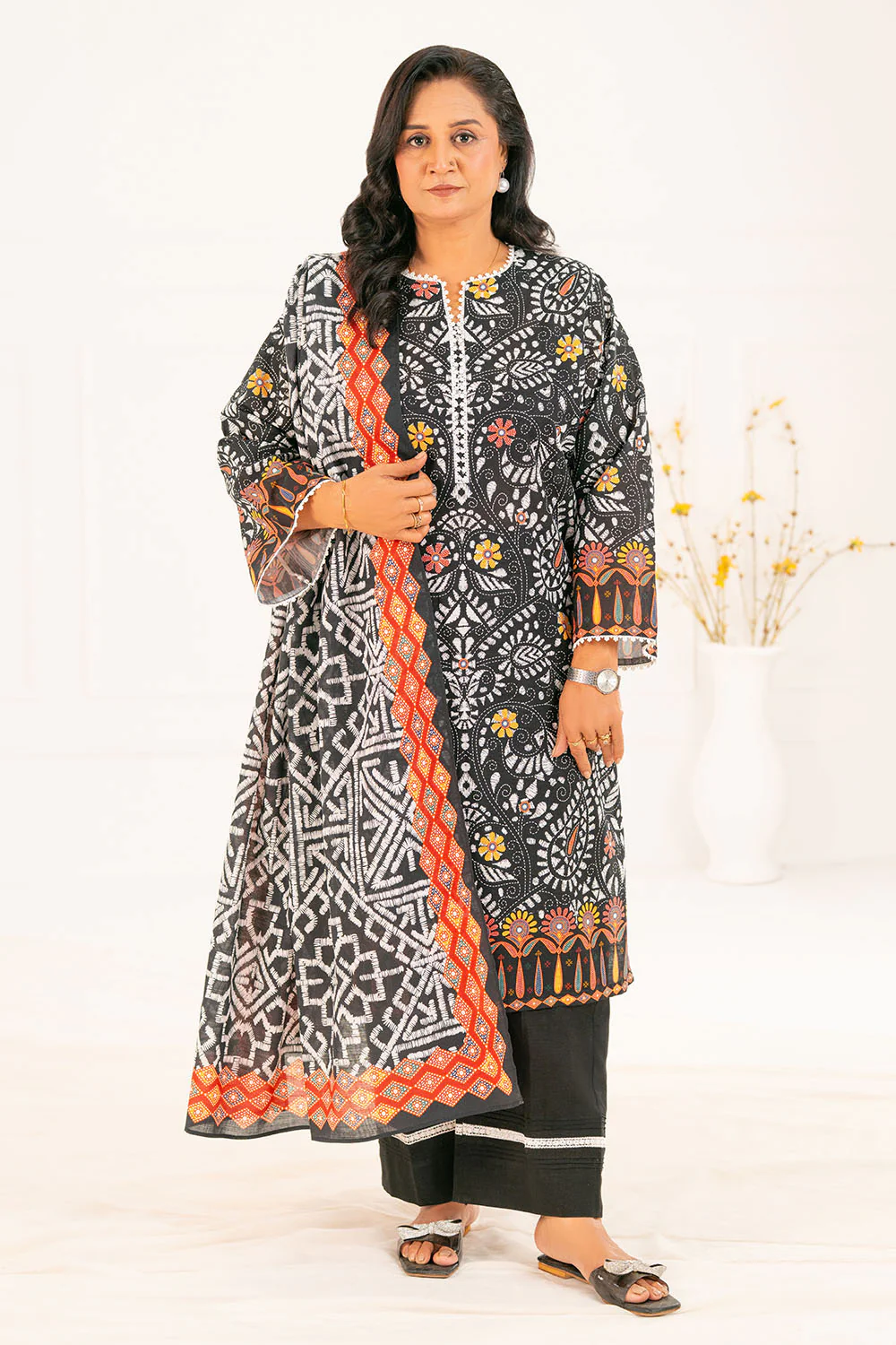 3 Piece Printed Khaddar Suit with Dupatta