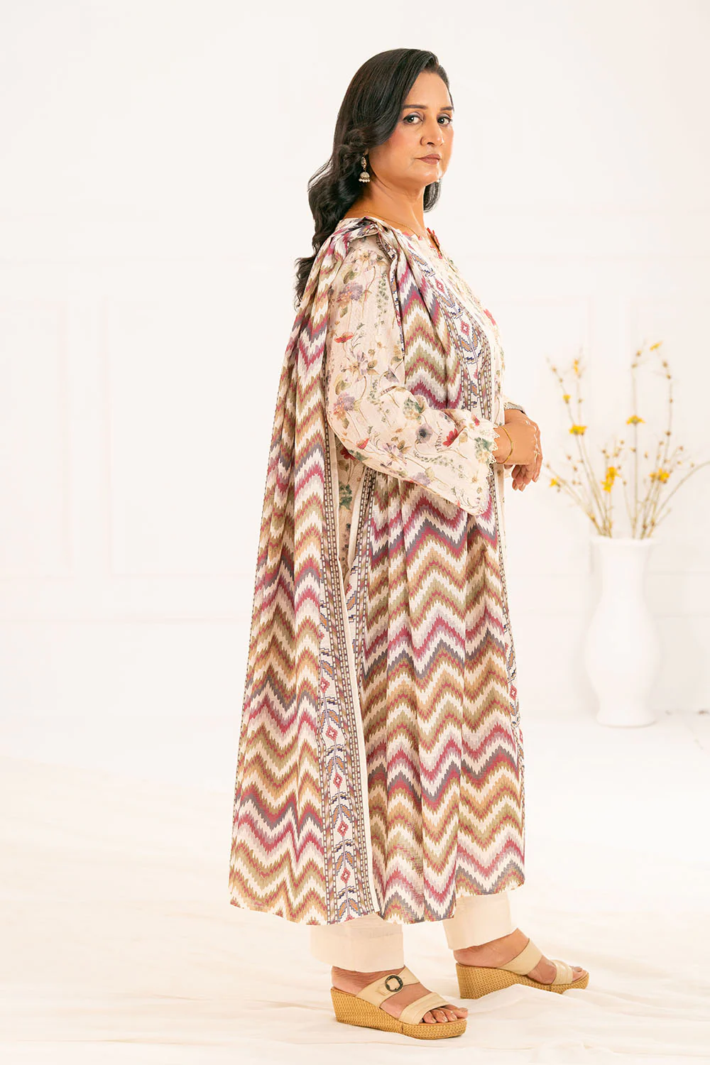 3 Piece Printed Khaddar Suit with Dupatta - Image 6