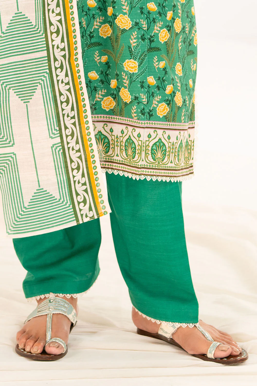 3 Piece Printed Khaddar Suit with Dupatta - Image 5