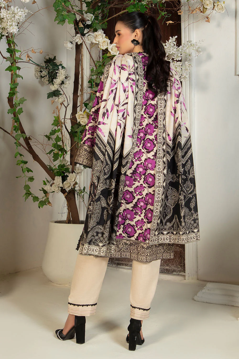 3 Piece Printed Khaddar Suit with Dupatta - Image 3
