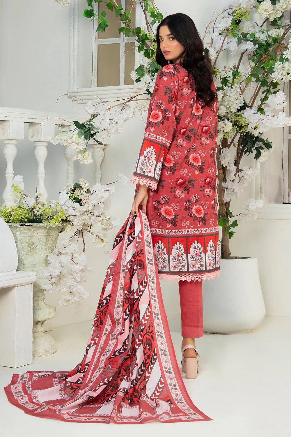 3 Piece Printed Khaddar Suit with Dupatta - Image 4