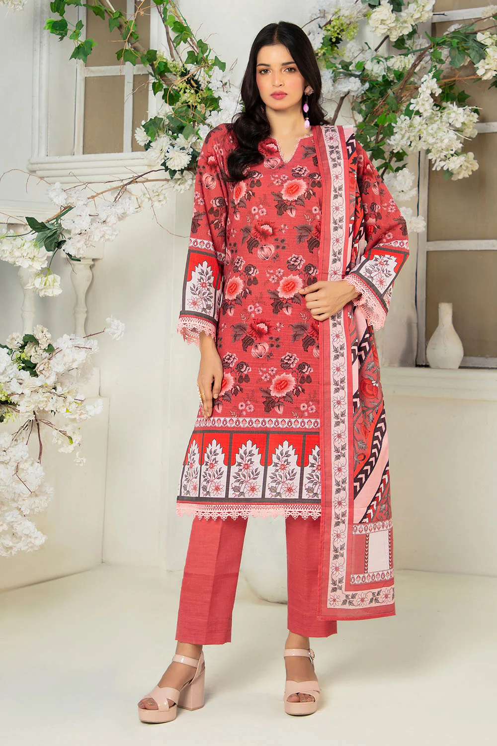 3 Piece Printed Khaddar Suit with Dupatta - Image 6
