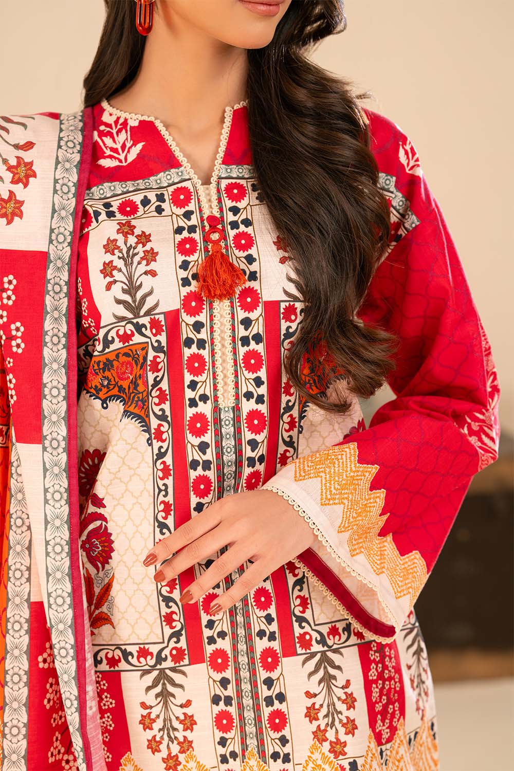 3 Piece Printed Khaddar Suit with Dupatta - Image 2