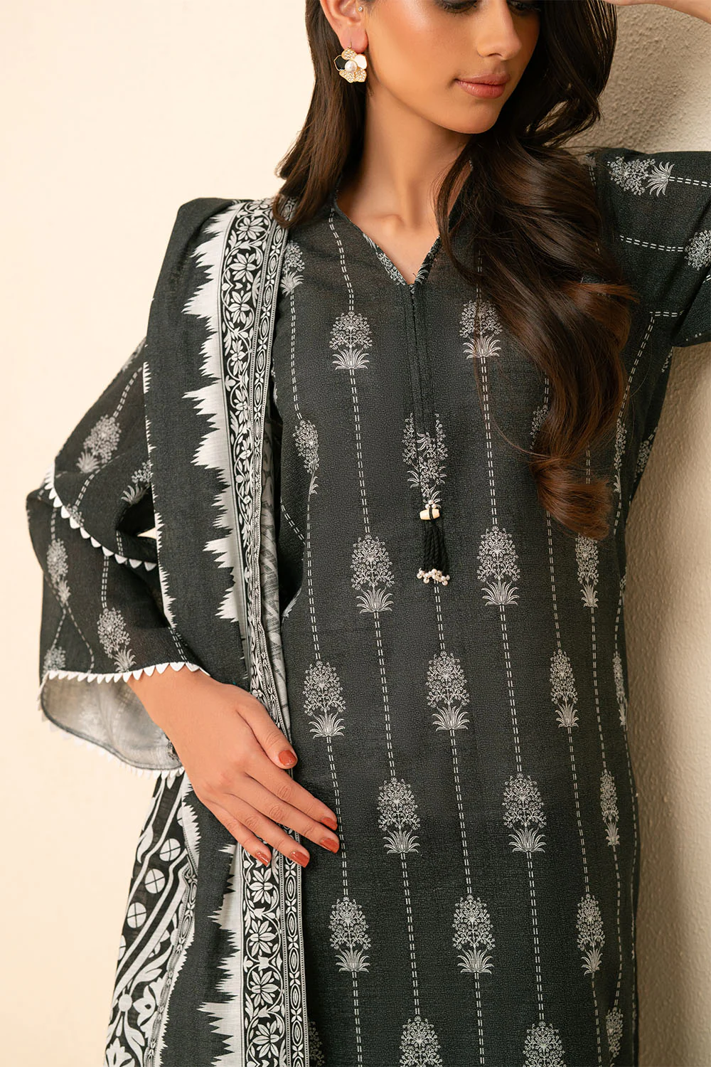 3 Piece Printed Khaddar Suit with Dupatta - Image 2