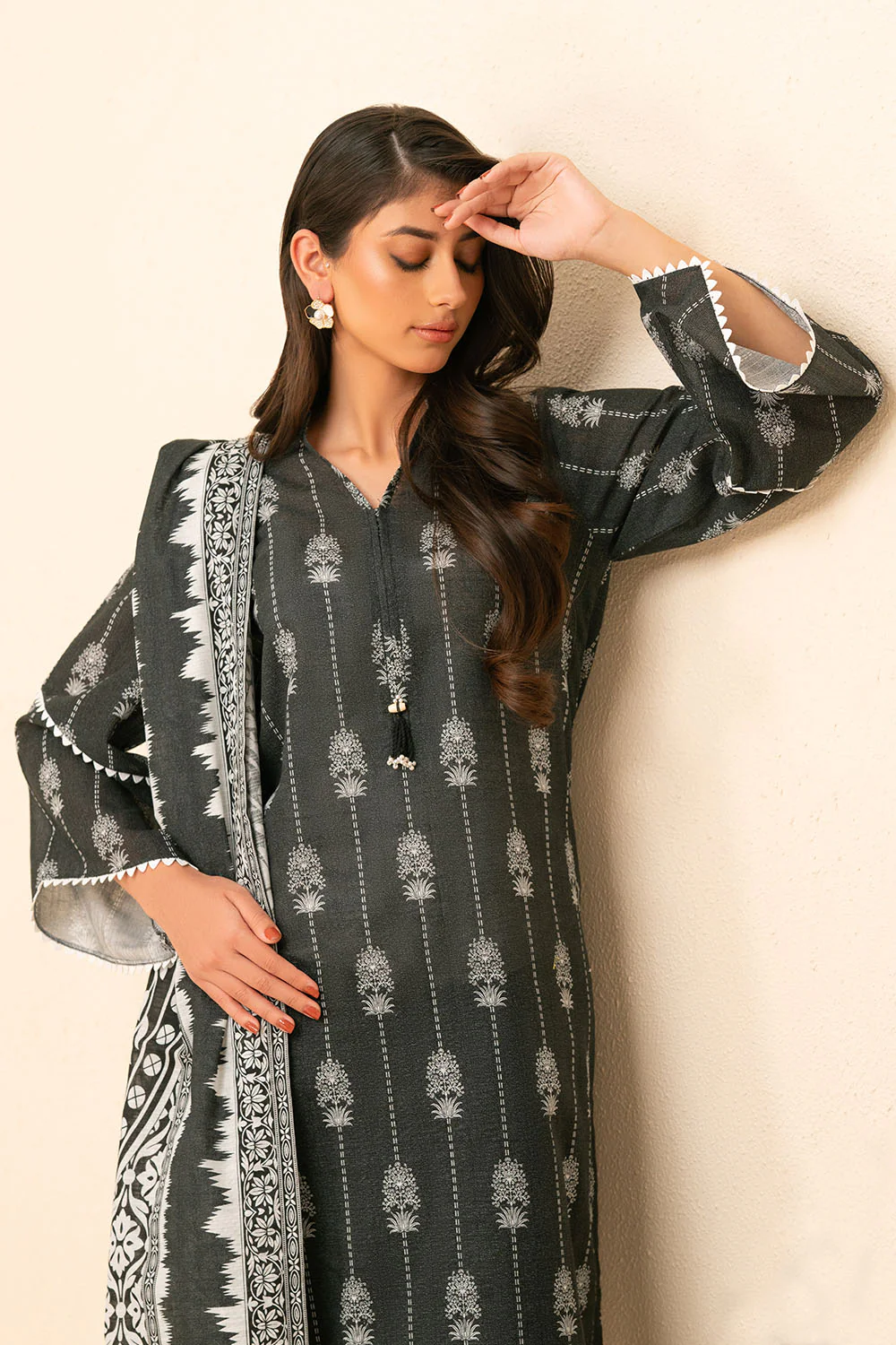 3 Piece Printed Khaddar Suit with Dupatta - Image 6
