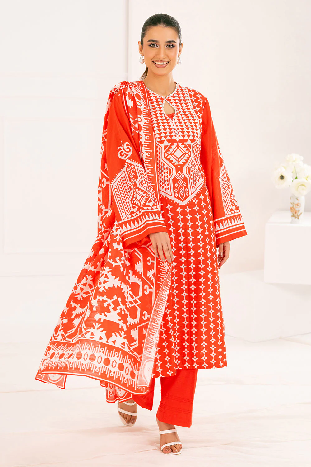 3 Piece Printed Khaddar Suit with Dupatta - Image 6