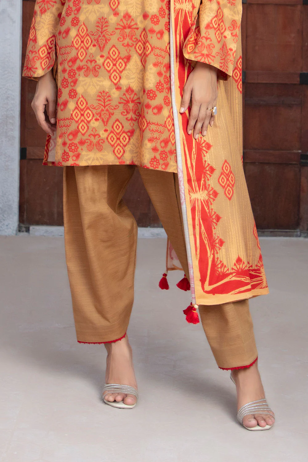 3 Piece Printed Khaddar Suit with Dupatta - Image 5