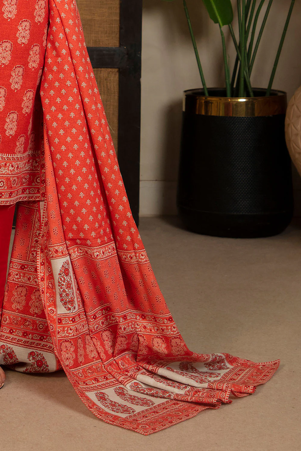 3 Piece Printed Khaddar Suit with Dupatta - Image 5