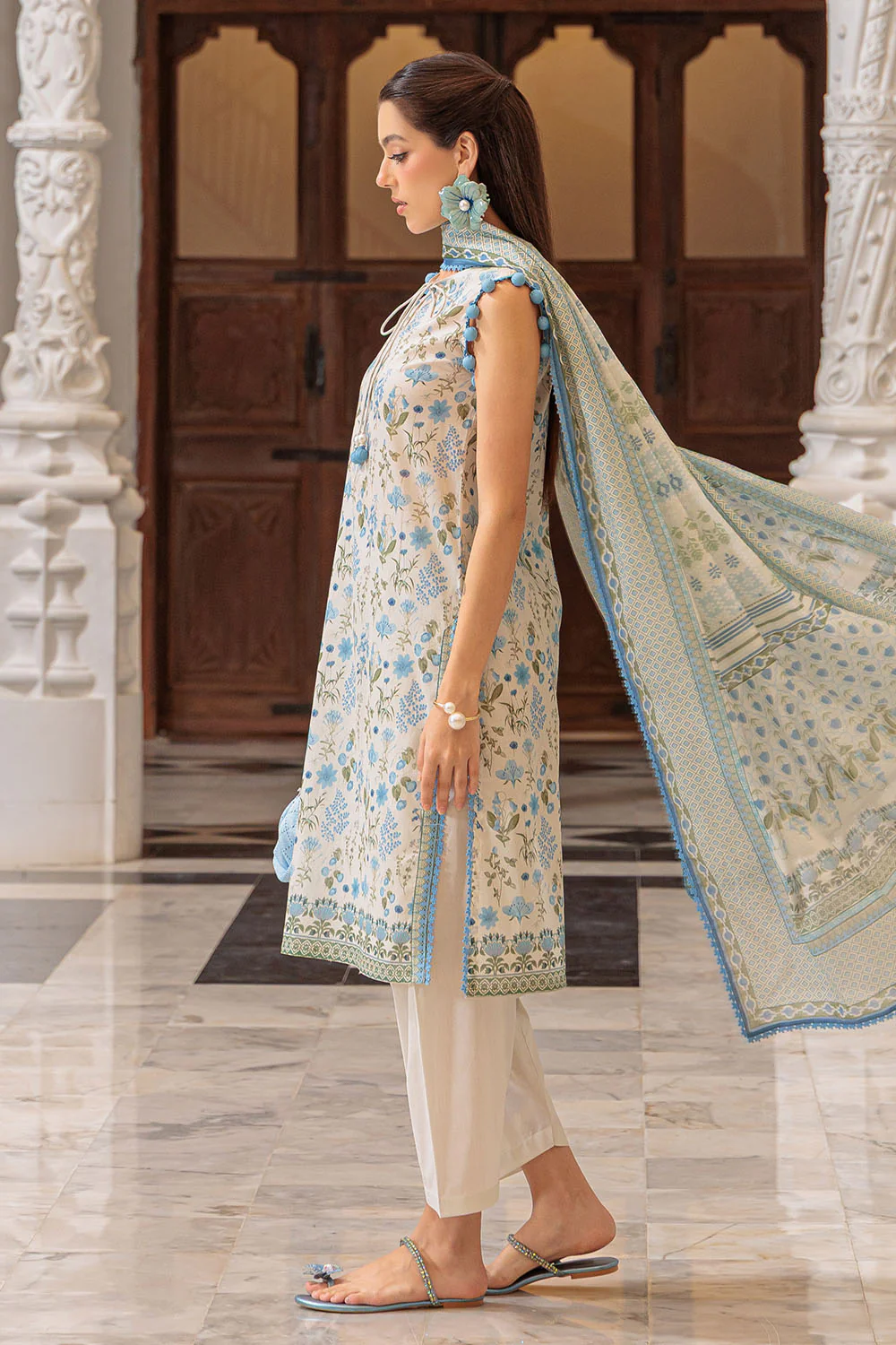 3 Piece Printed Lawn Suit and Dyed Trouser - Image 3