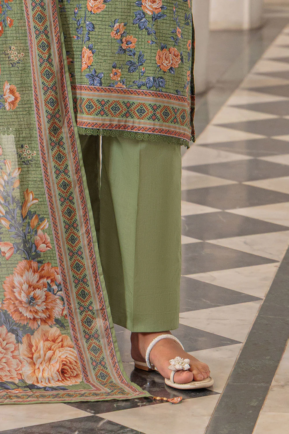 3 Piece Printed Lawn Suit and Dyed Trouser - Image 5