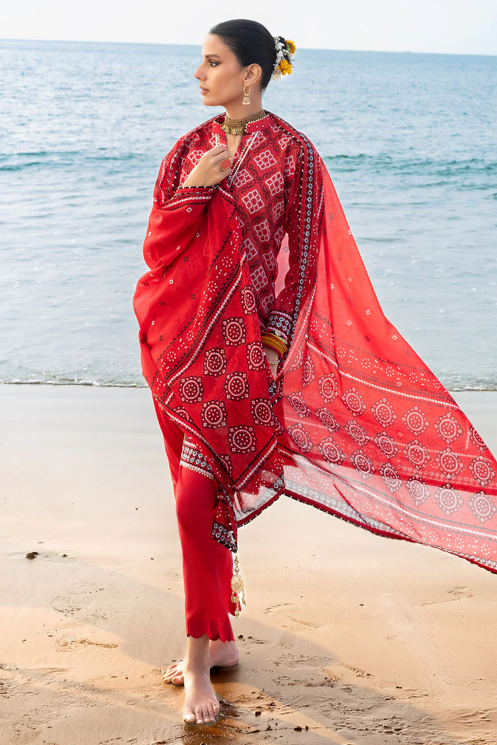 3 Piece Printed Lawn Suit - Image 3