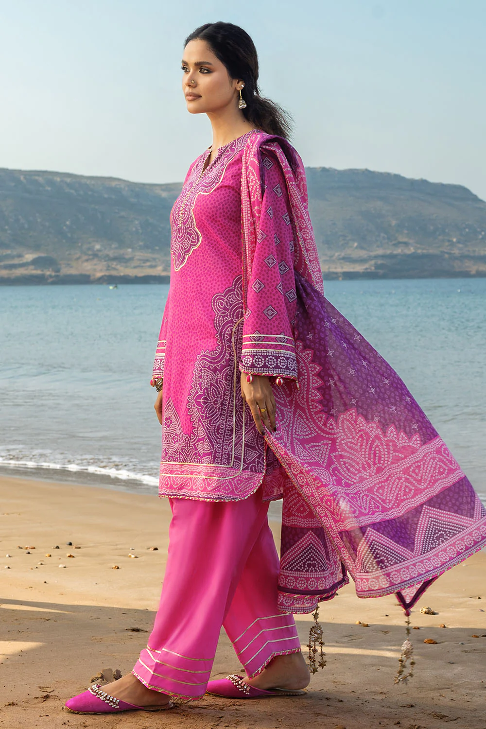 3 Piece Printed Lawn Suit - Image 3