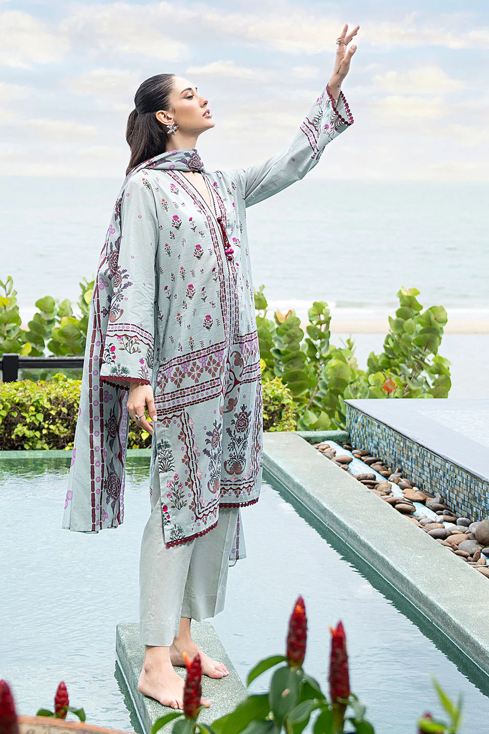 3 Piece Printed Lawn Suit - Image 3