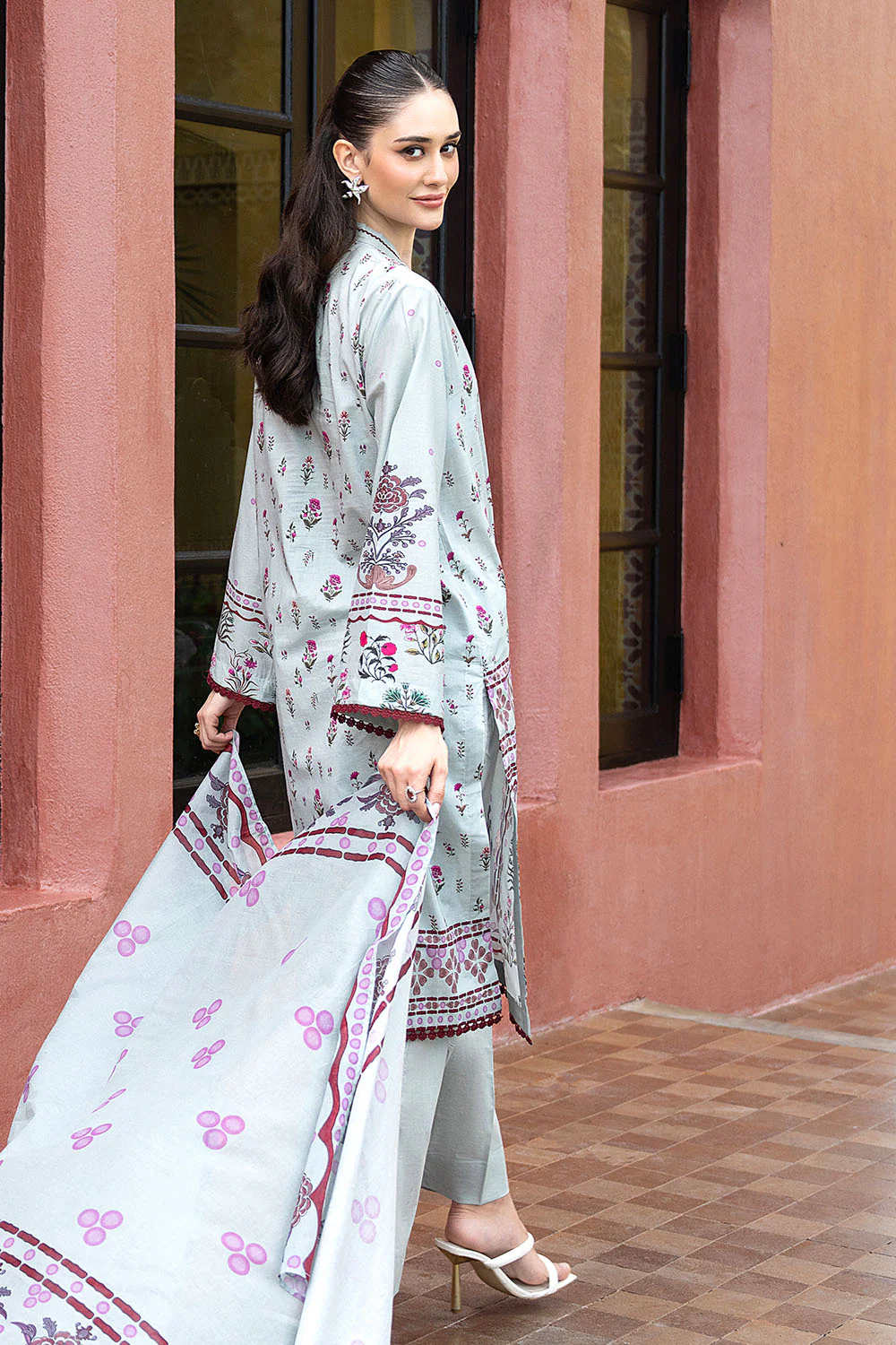 3 Piece Printed Lawn Suit - Image 4