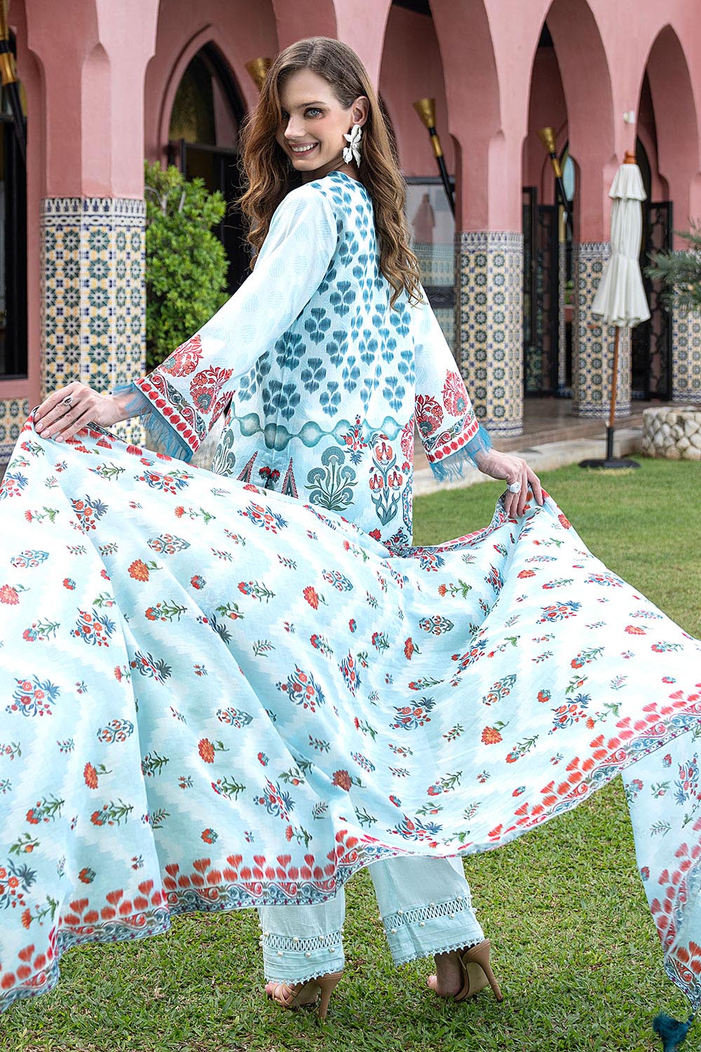 3 Piece Printed Lawn Suit - Image 4