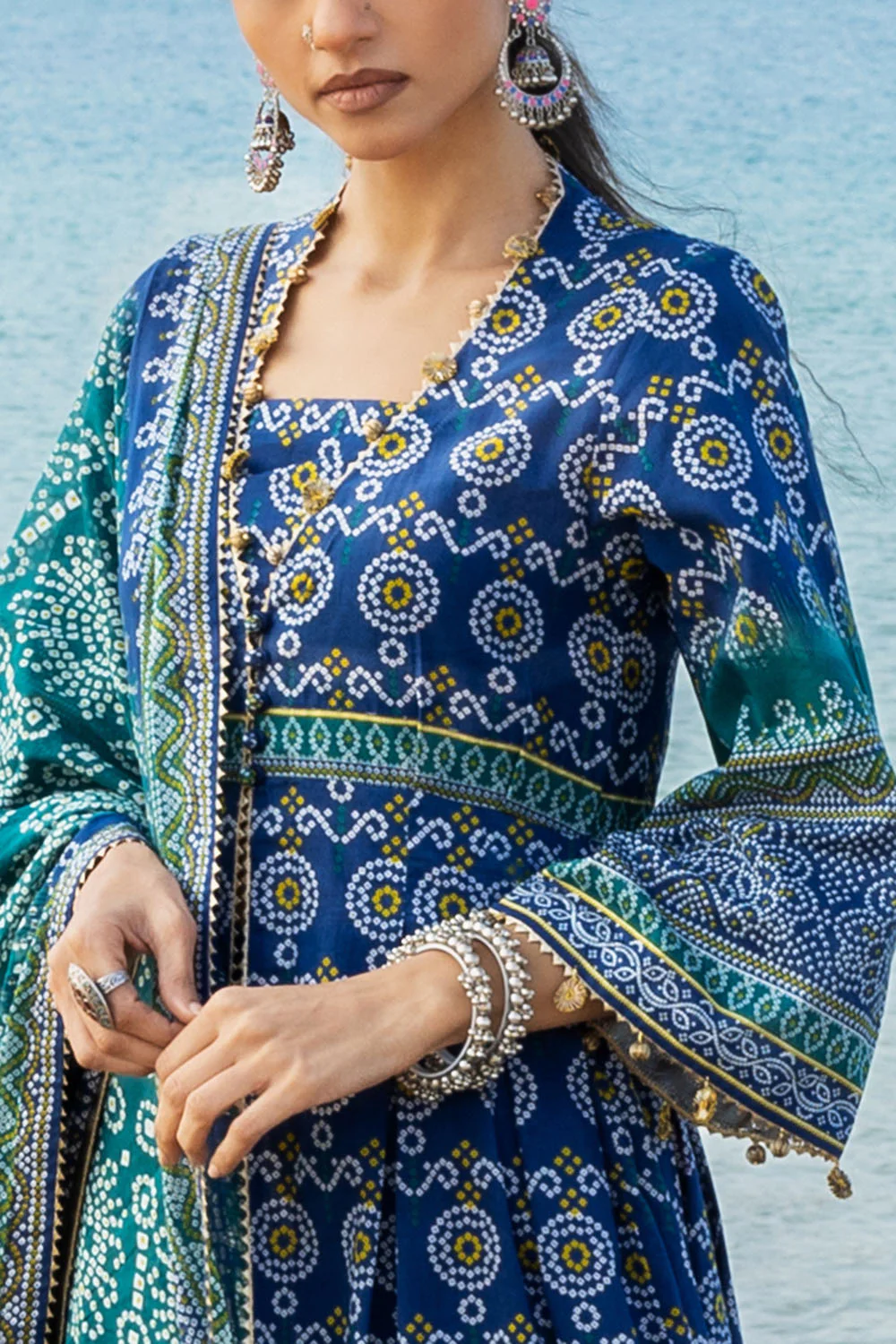 3 Piece Printed Lawn Suit - Image 2