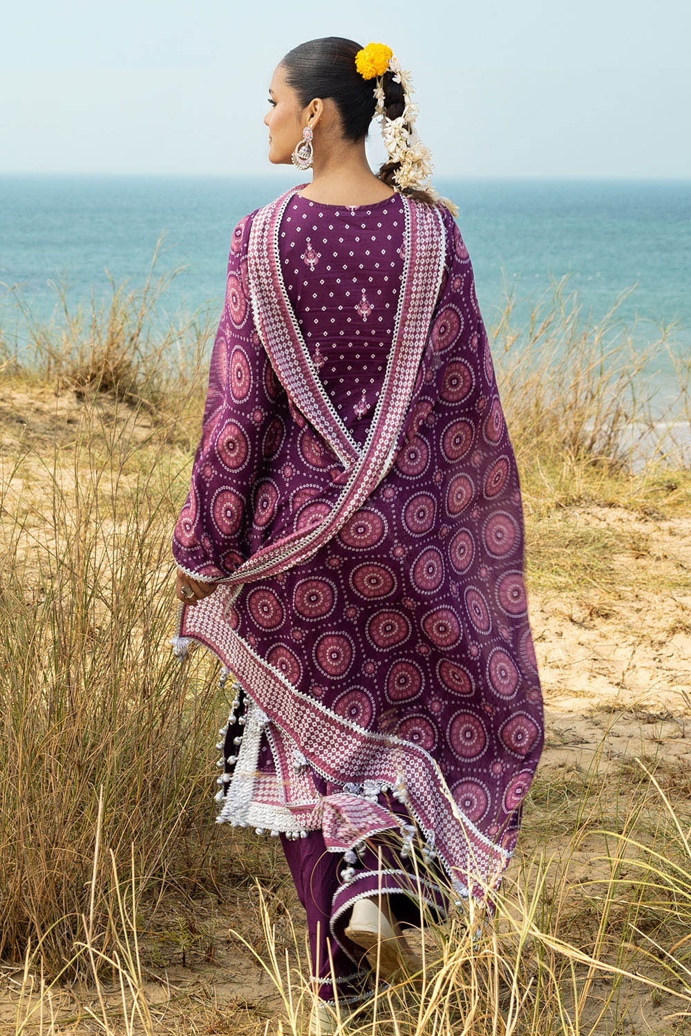 3 Piece Printed Lawn Suit - Image 4