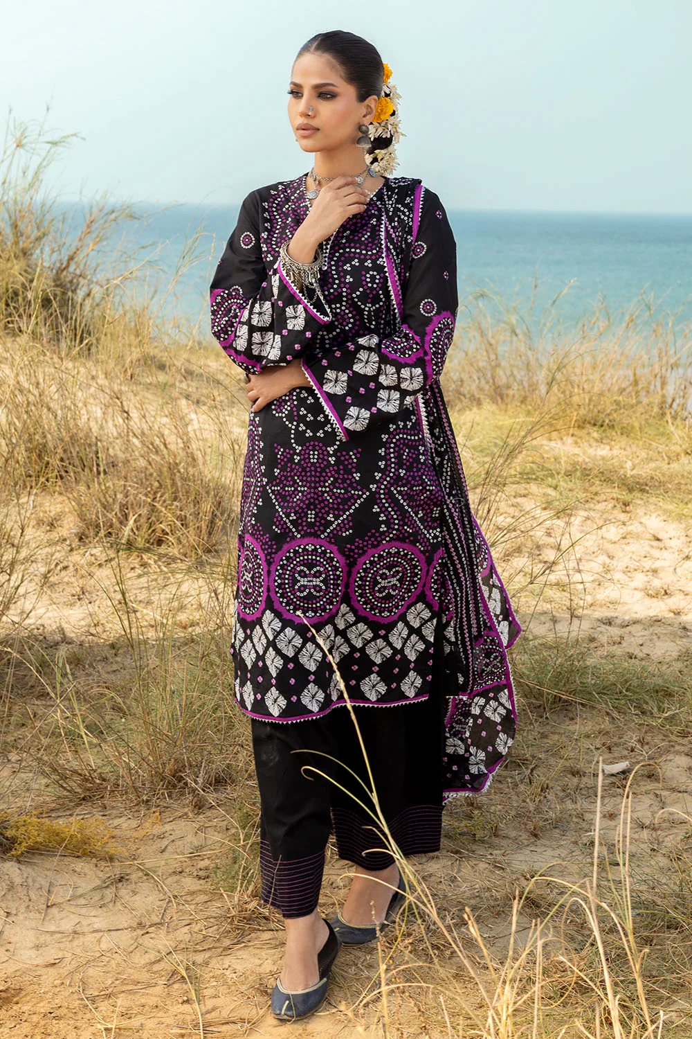 3 Piece Printed Lawn Suit - Image 6