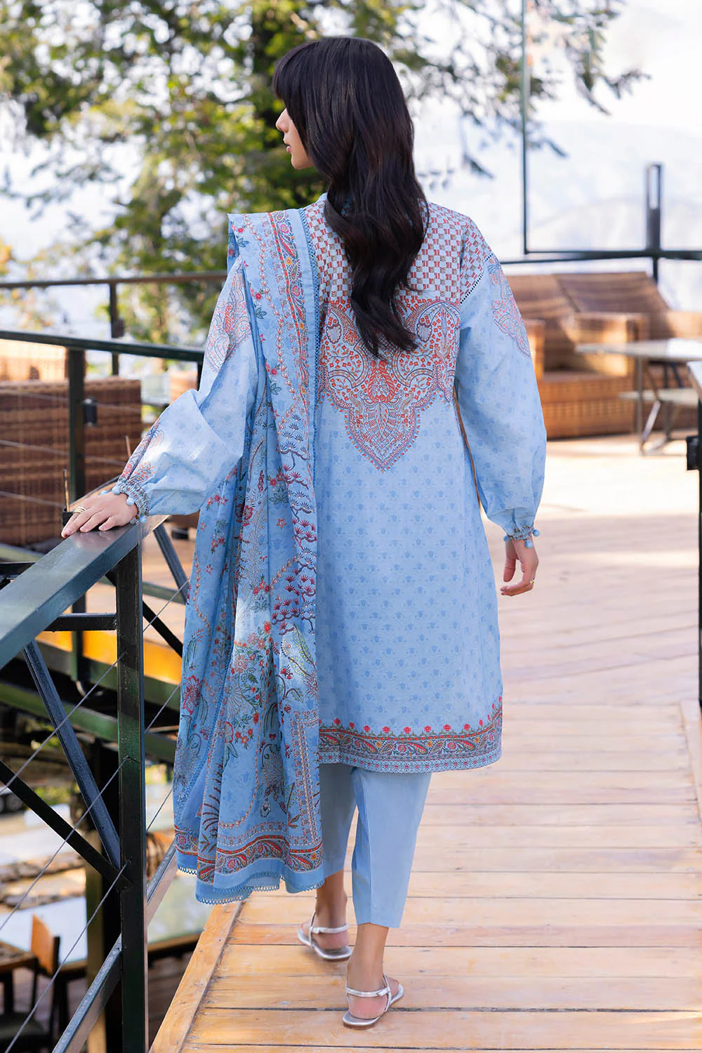 3 Piece Printed Lawn Suit - Image 4