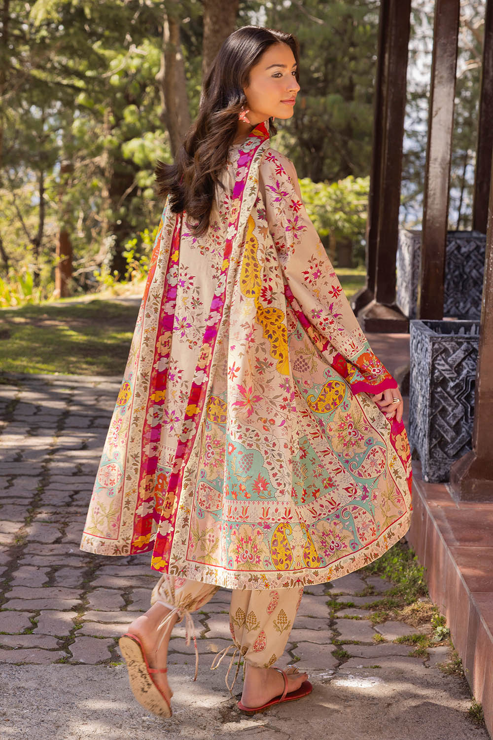 3 Piece Printed Lawn Suit - Image 3