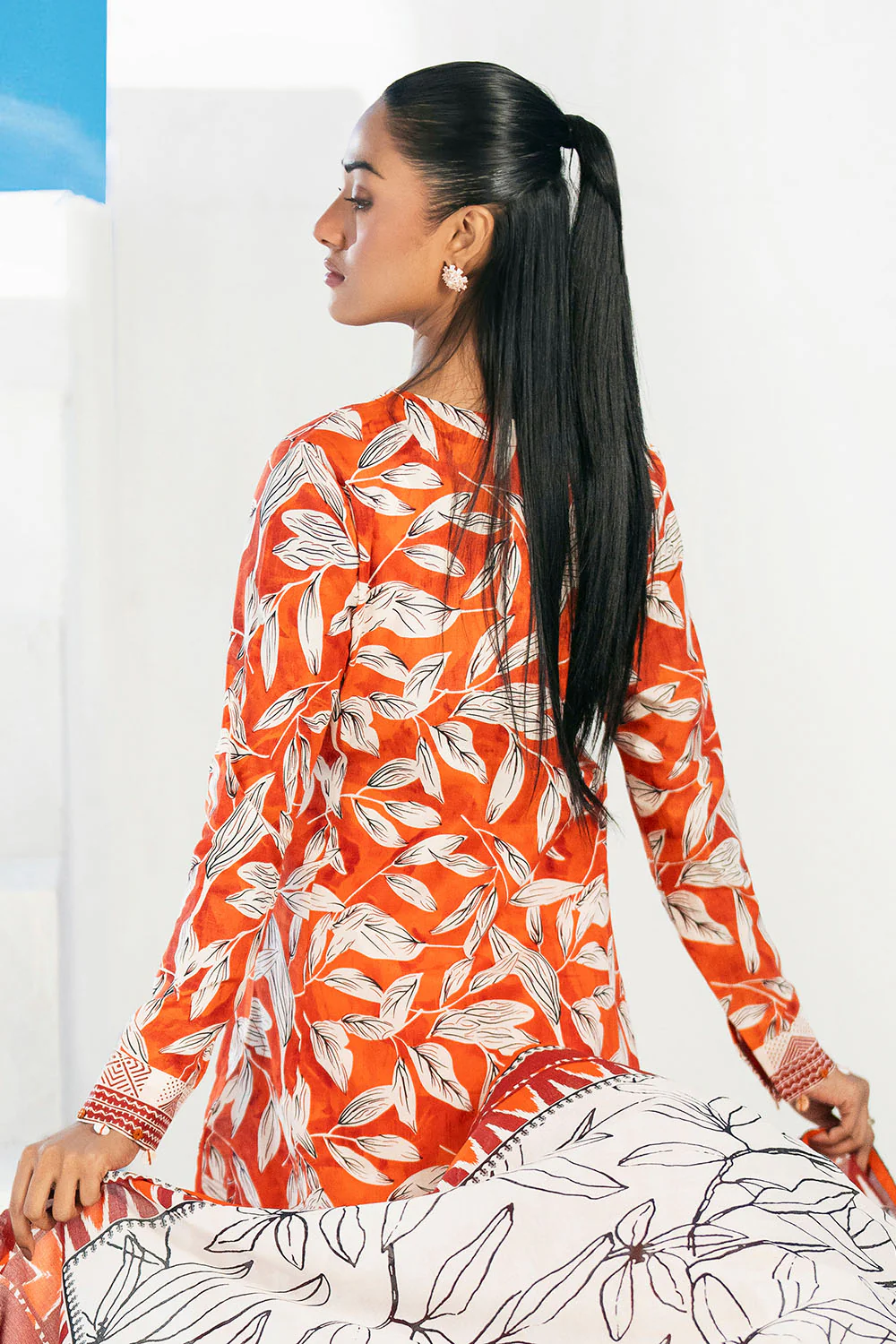 3 Piece Printed Lawn Suit - Image 4