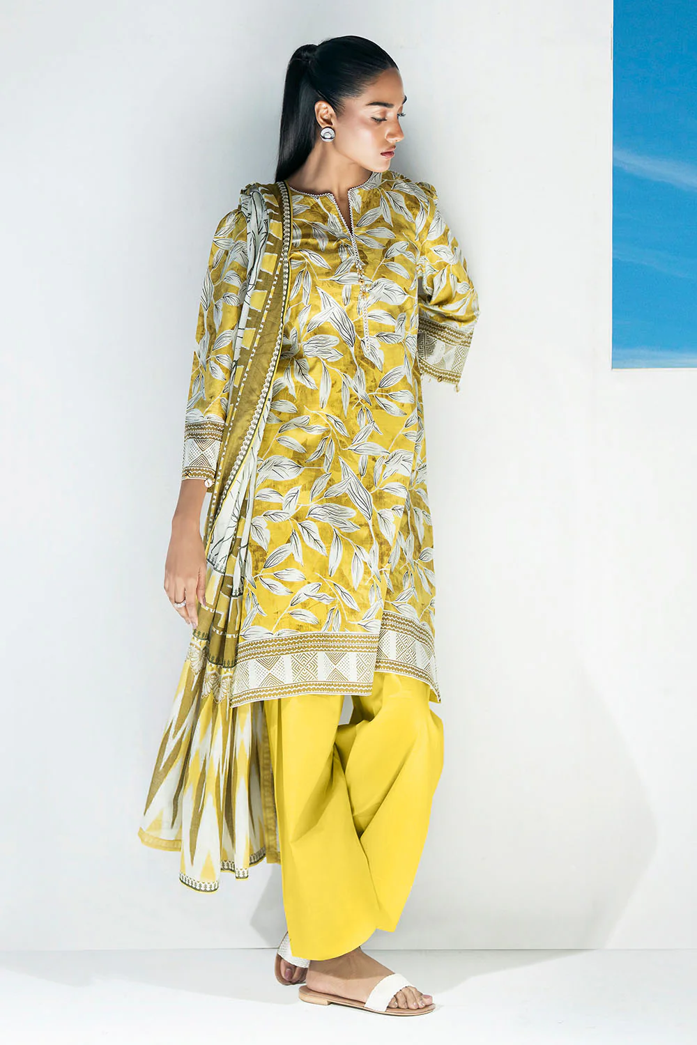 3 Piece Printed Lawn Suit - Image 6