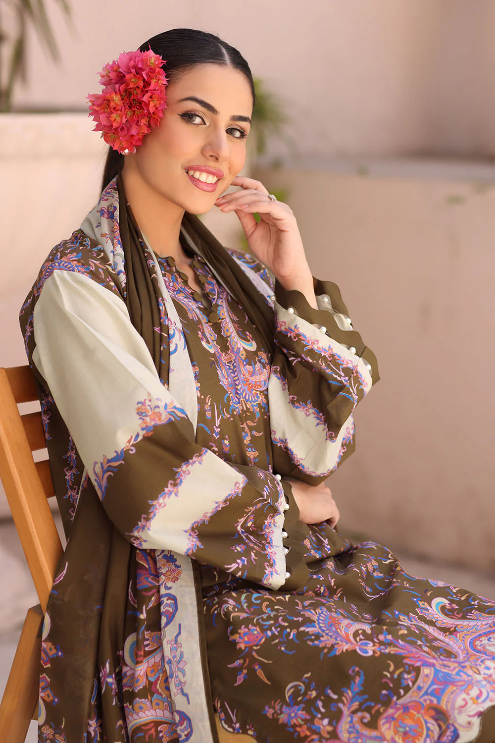 3 Piece Printed Lawn Suit - Image 3