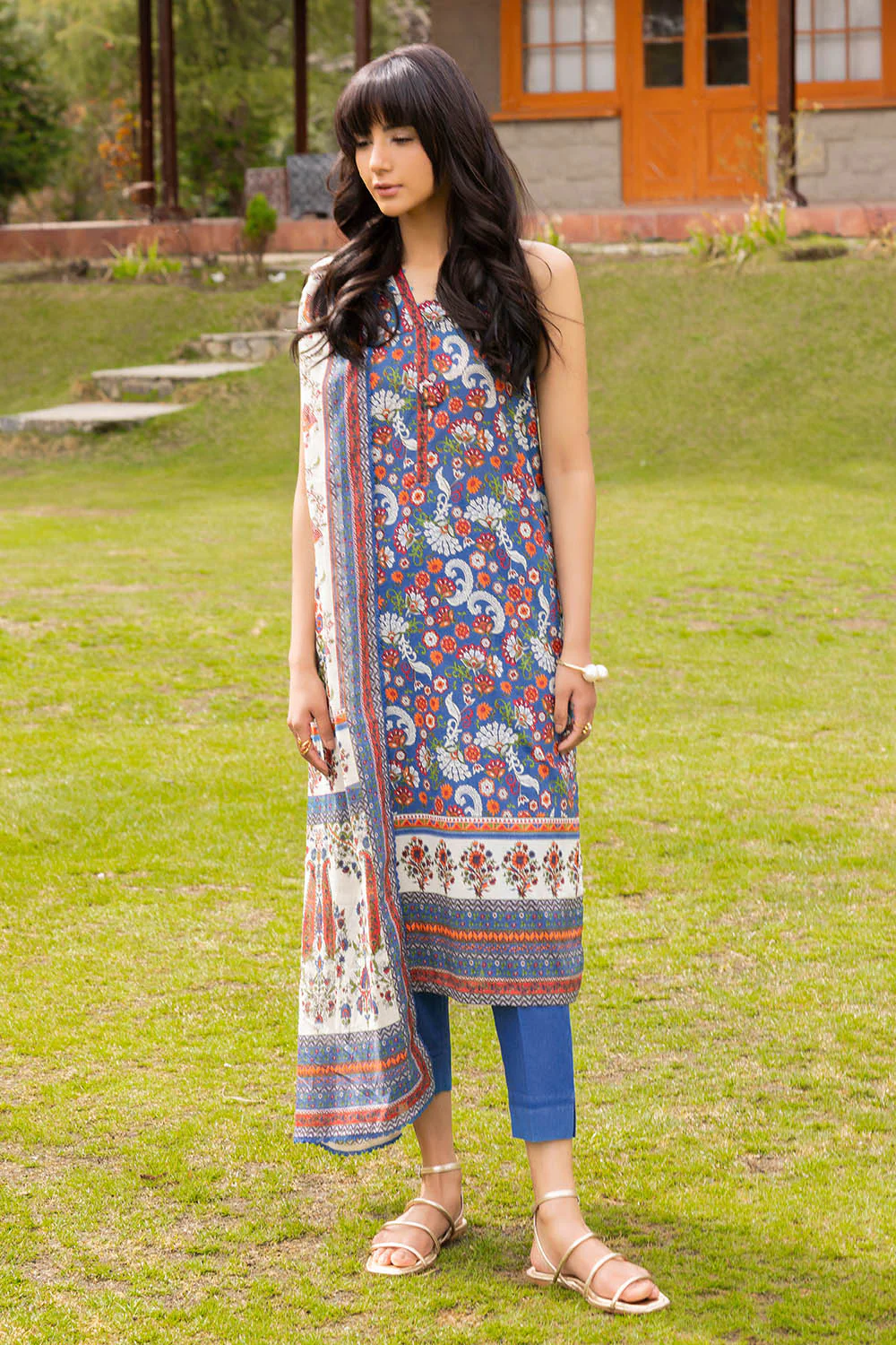 3 Piece Printed Lawn Suit - Image 6
