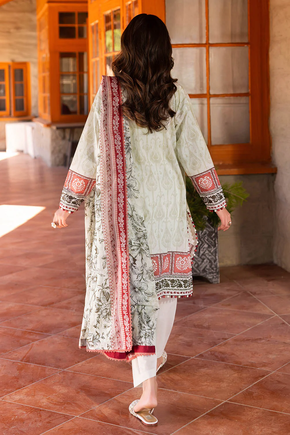 3 Piece Printed Lawn Suit - Image 4