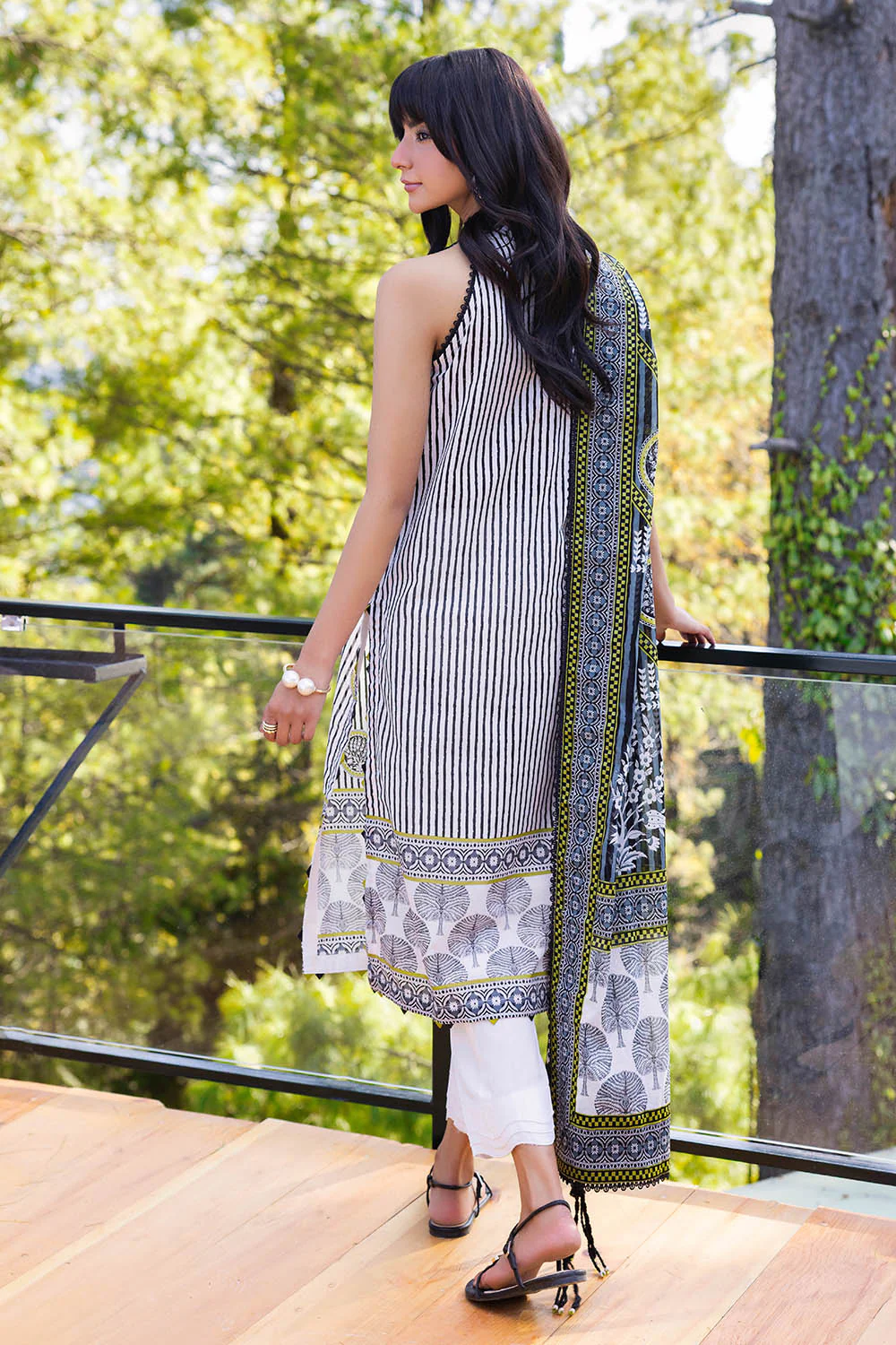 3 Piece Printed Lawn Suit - Image 4