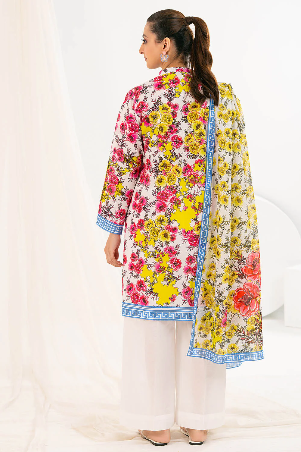 3 Piece Printed Lawn Suit - Image 5