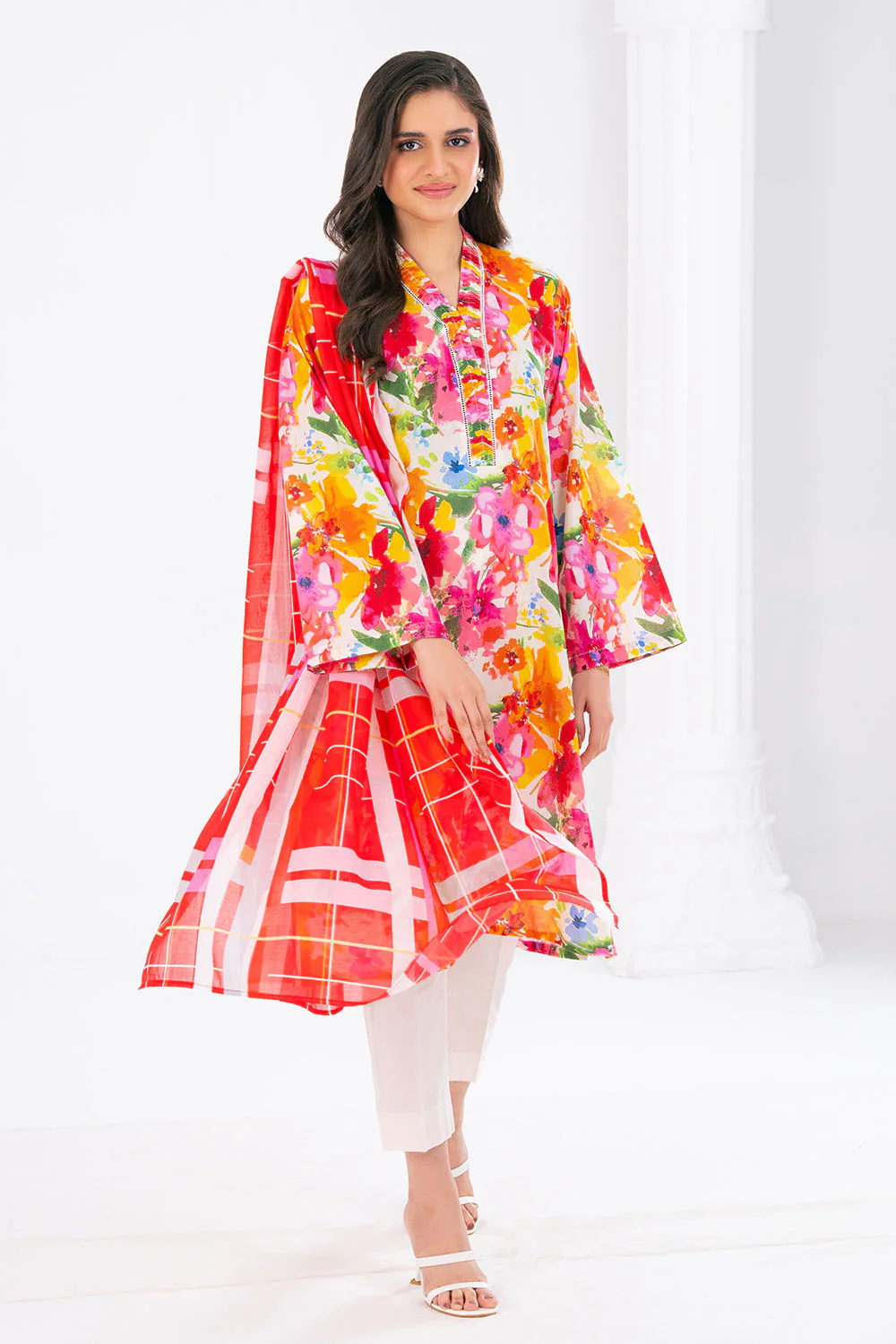 3 Piece Printed Lawn Suit - Image 3
