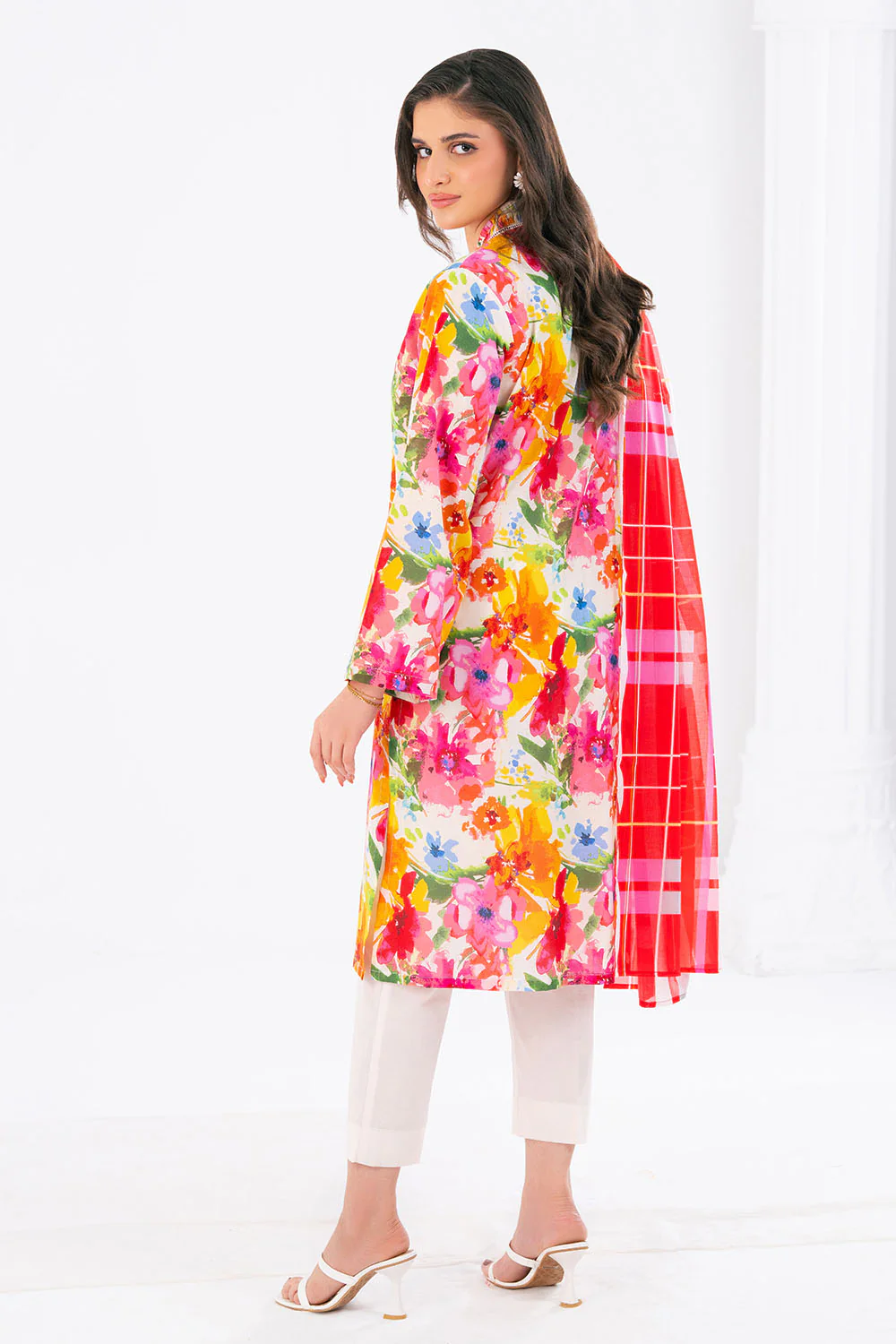 3 Piece Printed Lawn Suit - Image 5