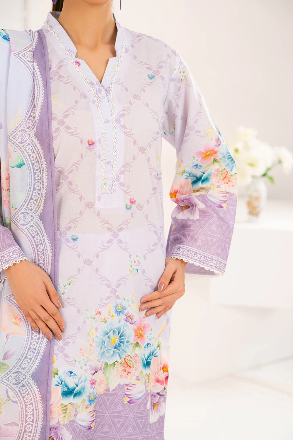 3 Piece Printed Lawn Suit - Image 2