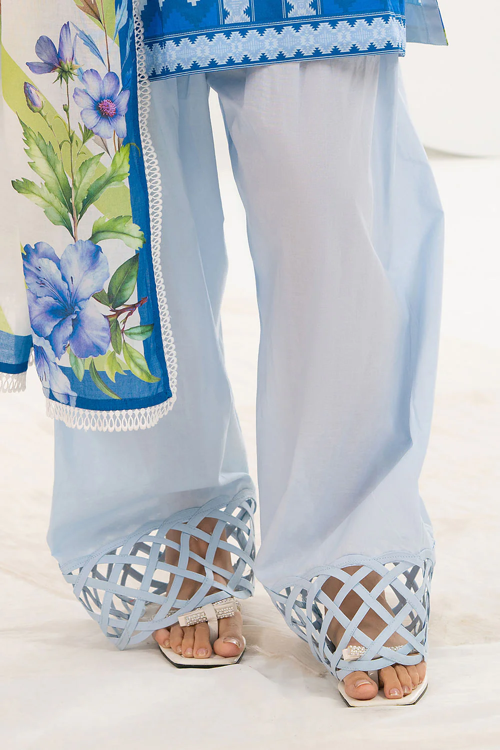 3 Piece Printed Lawn Suit - Image 5