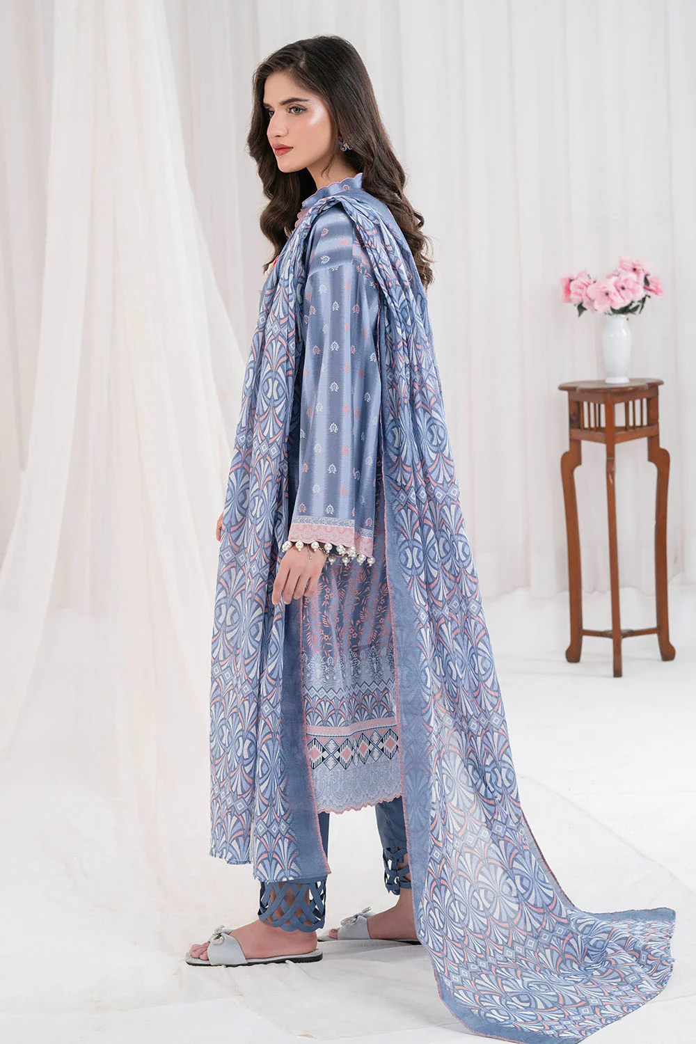 3 Piece Printed Lawn Suit - Image 3