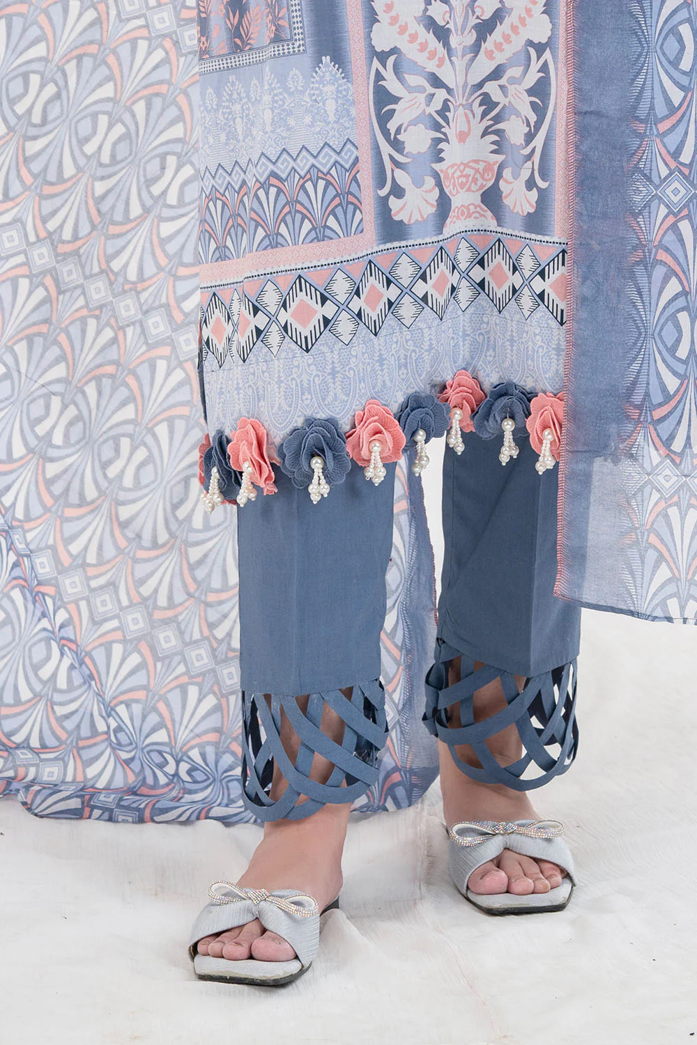 3 Piece Printed Lawn Suit - Image 5