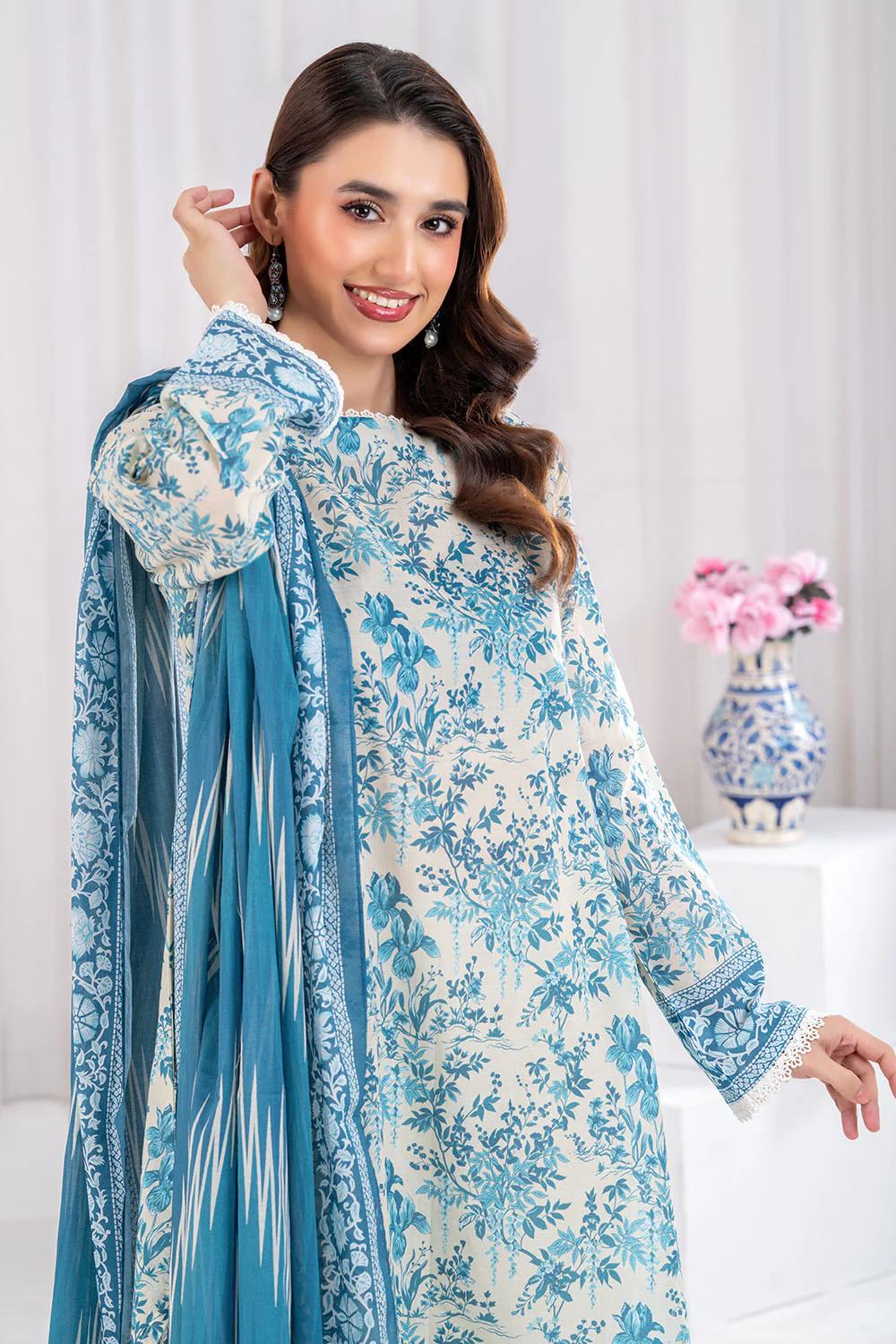 3 Piece Printed Lawn Suit - Image 6