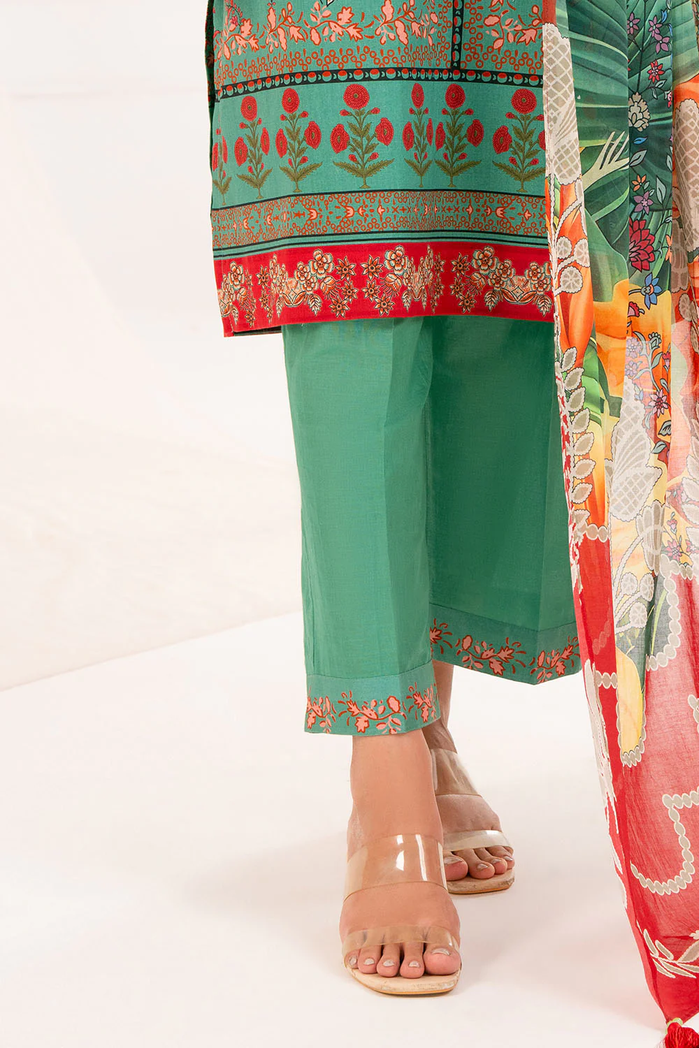 3 Piece Printed Lawn Suit - Image 5