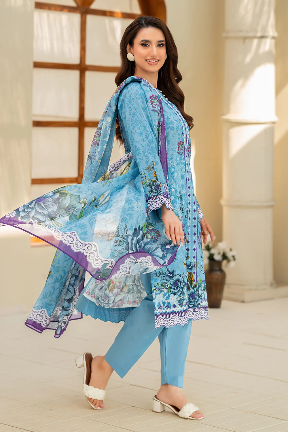 3 Piece Printed Lawn Suit - Image 3