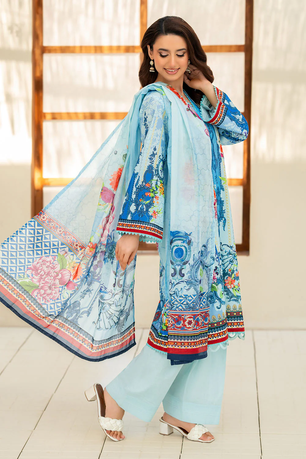 3 Piece Printed Lawn Suit - Image 4