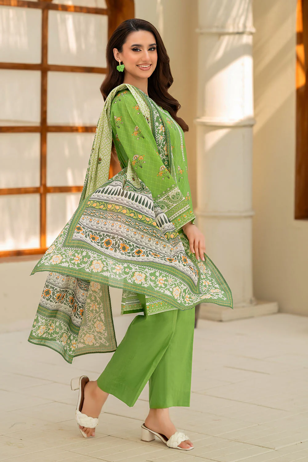 3 Piece Printed Lawn Suit - Image 3