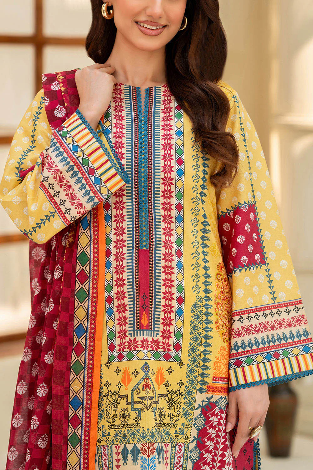 3 Piece Printed Lawn Suit - Image 2