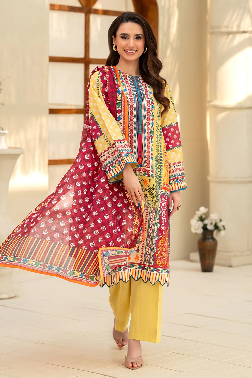 3 Piece Printed Lawn Suit - Image 6