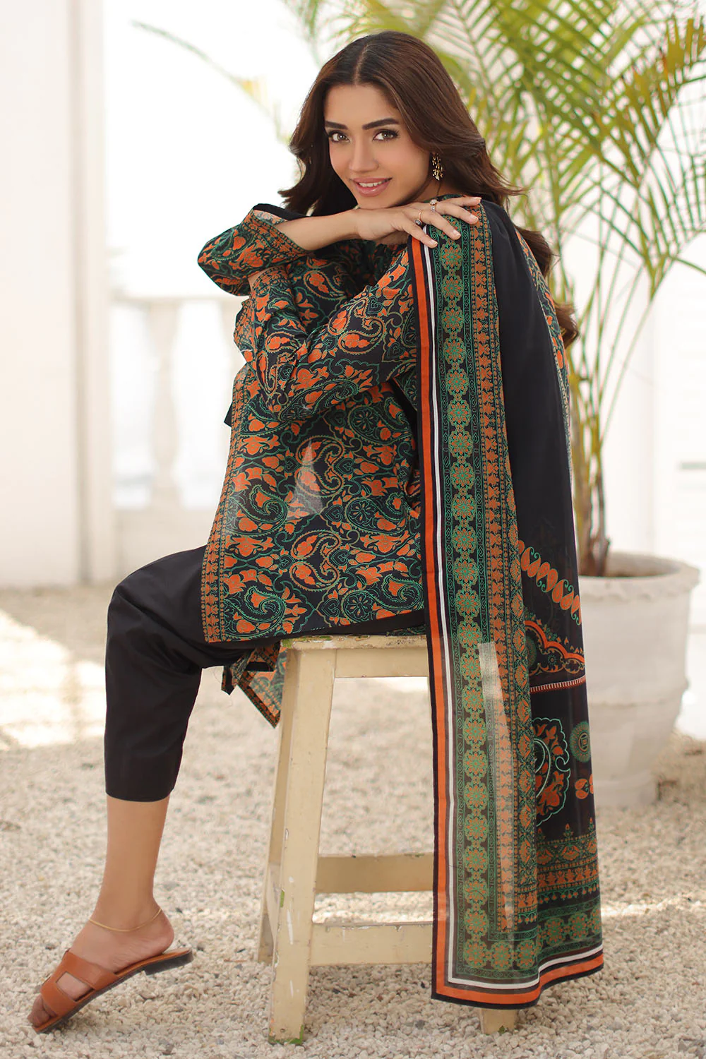 3 Piece Printed Lawn Suit - Image 6