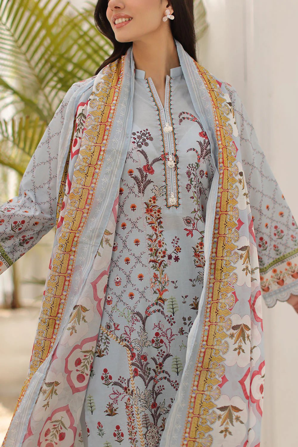 3 Piece Printed Lawn Suit - Image 2