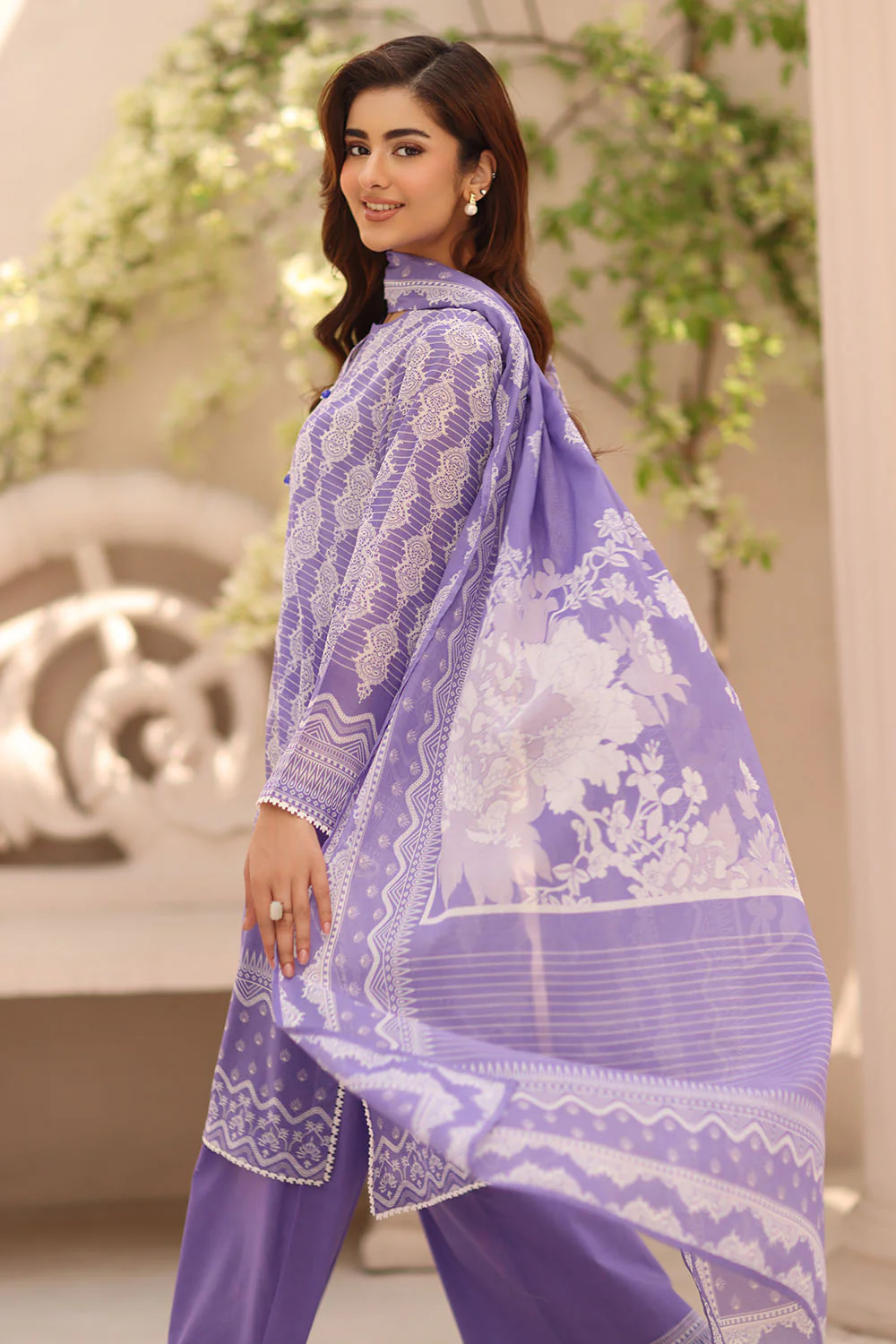 3 Piece Printed Lawn Suit - Image 4