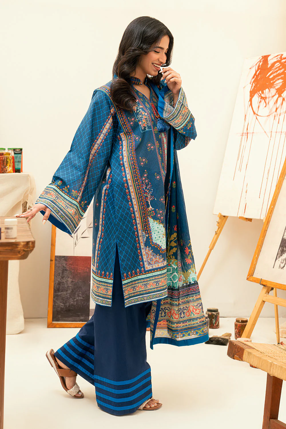 3 Piece Printed Lawn Suit - Image 3
