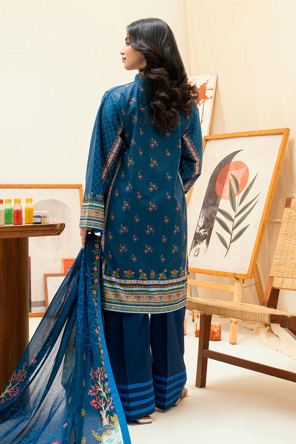 3 Piece Printed Lawn Suit - Image 4