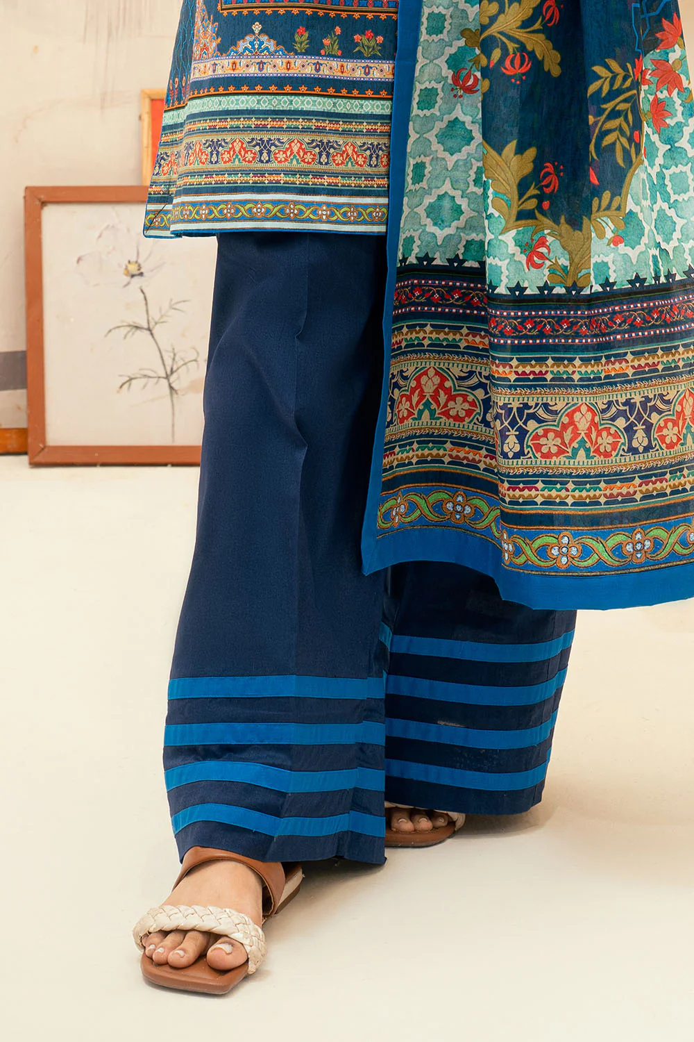 3 Piece Printed Lawn Suit - Image 5